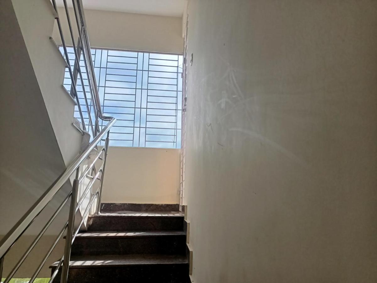 Four Seasons Home Stay Tirupati Bagian luar foto