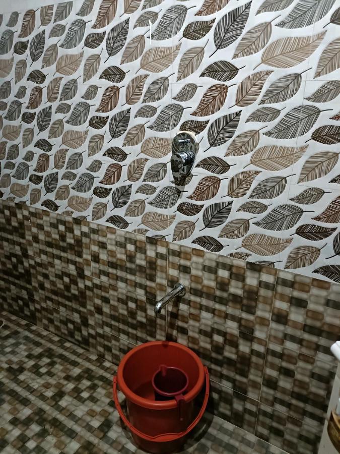 Four Seasons Home Stay Tirupati Bagian luar foto