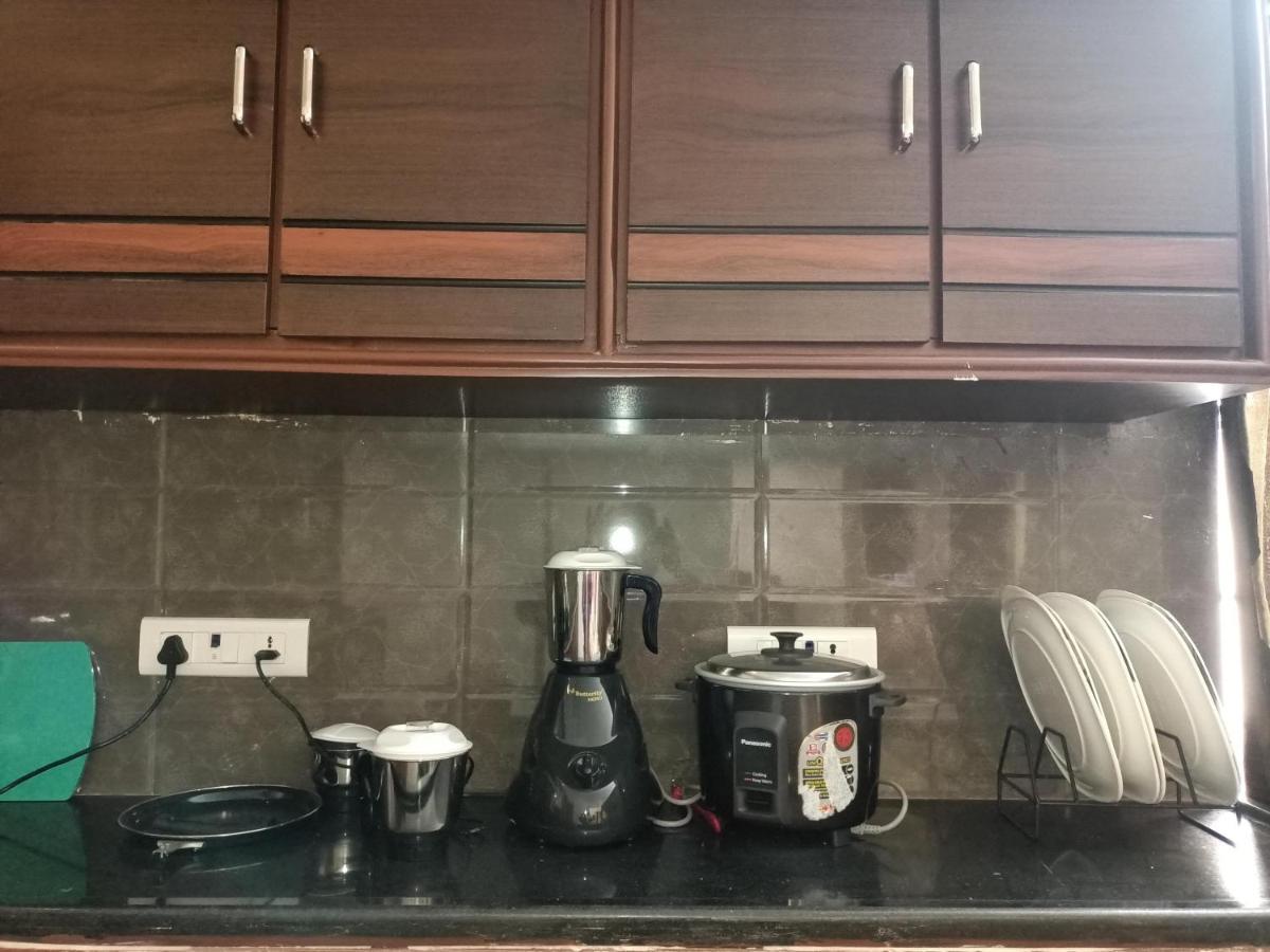 Four Seasons Home Stay Tirupati Bagian luar foto