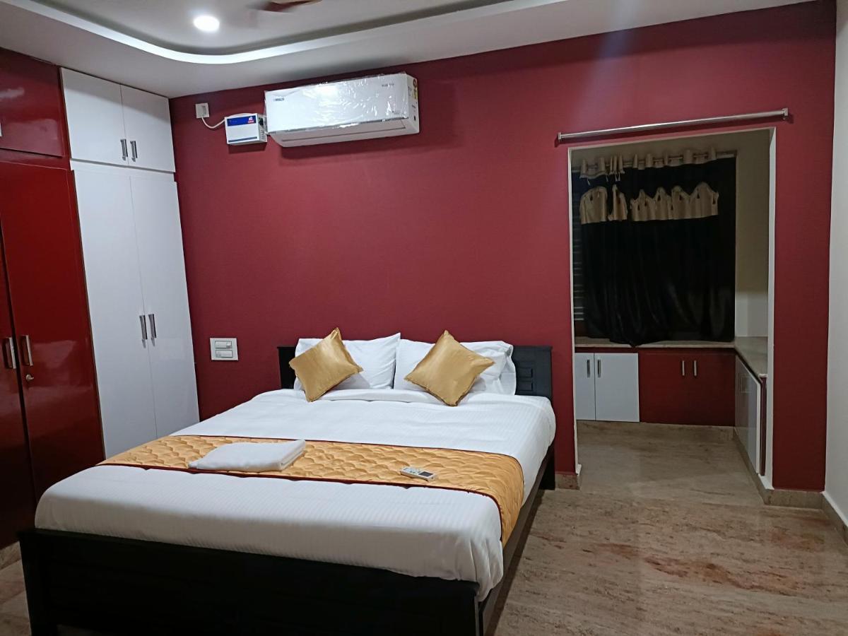 Four Seasons Home Stay Tirupati Bagian luar foto