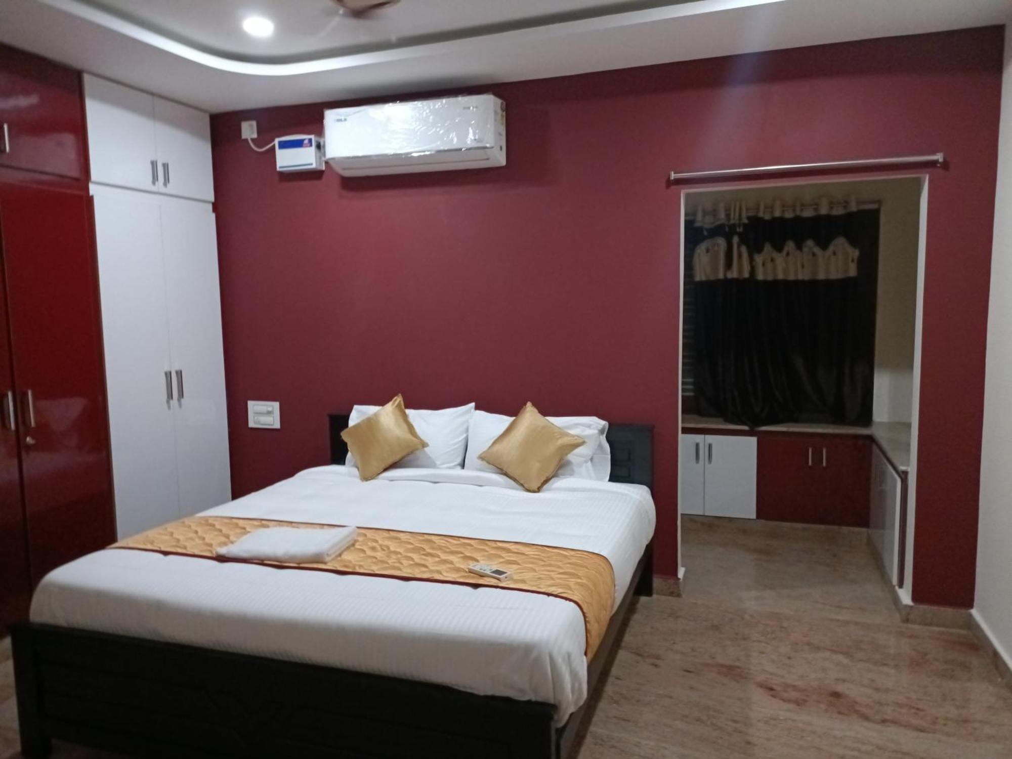 Four Seasons Home Stay Tirupati Bagian luar foto